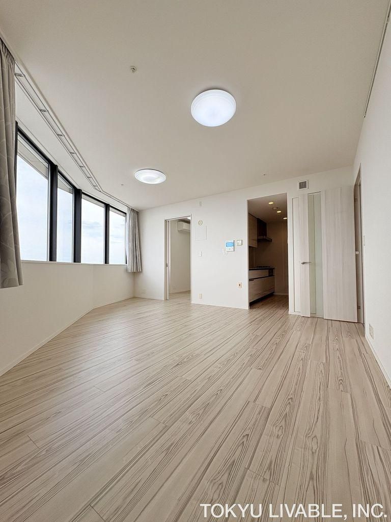 3LDK Apartment for Sale in Musashi-Kosugi, Kawasaki - Thumbnail 4