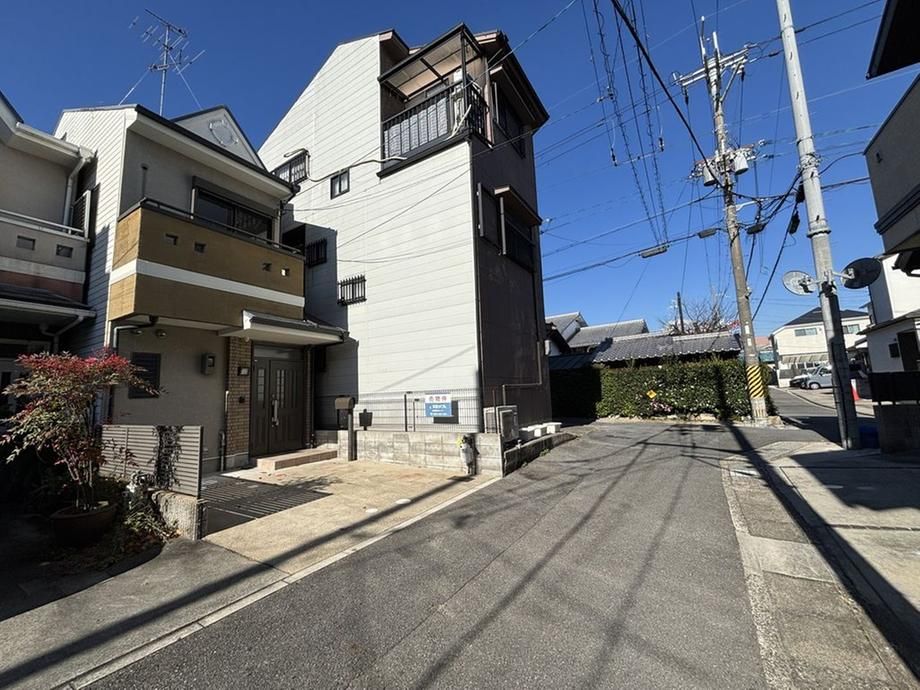 Renovated 3LDK House Near Uzumasa Tenjingawa Station, Kyoto - Thumbnail 2