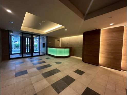 3LDK Corner Apartment in Central Nagoya Near Yabacho Station - Thumbnail 3