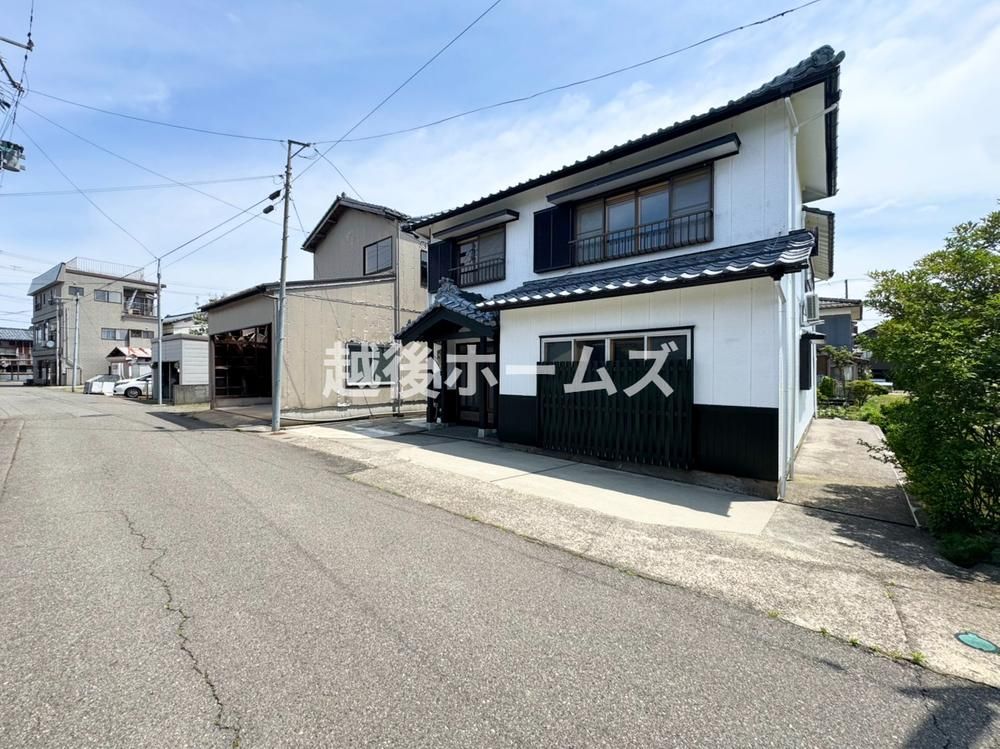 Renovated 4LDK House near Echigo-Sone Station, Niigata - Thumbnail 4