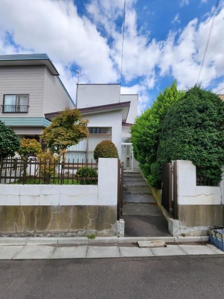3LDK Used House in Hakodate, Hokkaido - 5.3 Million Yen - Thumbnail 2