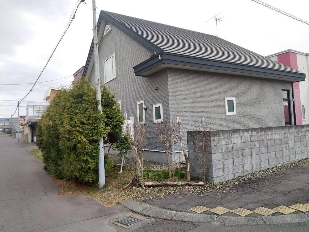 4LDK House for Sale in Chitose, Hokkaido - 123.8m2 - Thumbnail 3