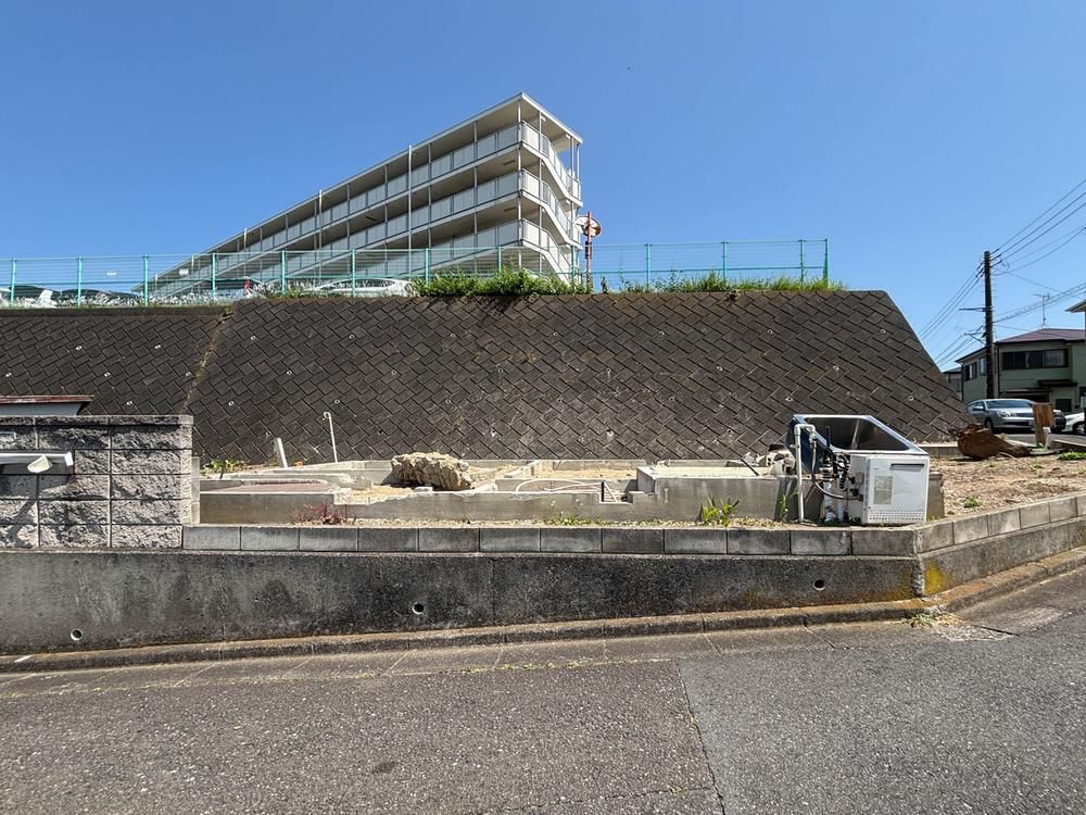 Land for Sale in Yokosuka City, Kanagawa - 139m2, 9.8M Yen - Thumbnail 2
