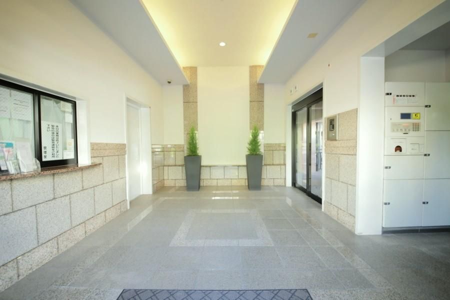 3LDK Apartment for Sale in Takatsu-ku, Kawasaki - Thumbnail 2