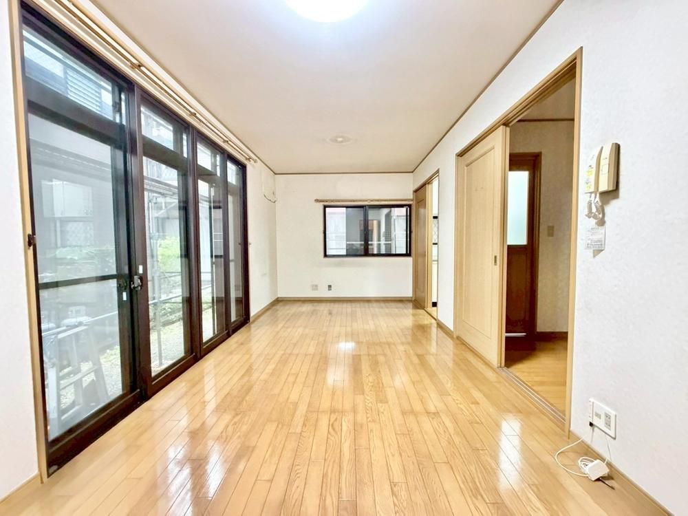 3LDK Renovated House in Sagamihara - 29,990,000 Yen - Thumbnail 2