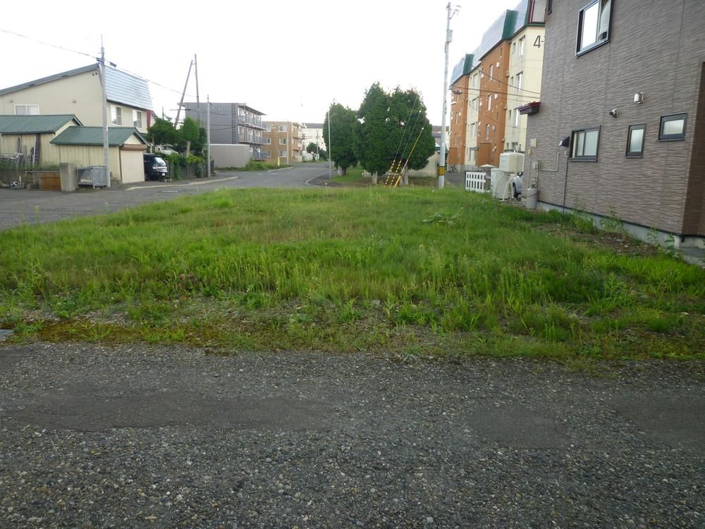 Land for Sale in Takikawa City, Hokkaido - 228 sqm - Thumbnail 2