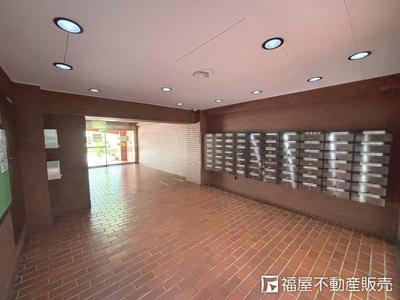 Renovated 3LDK Apartment for Sale in Nara City — Front_door, Nara, Nara