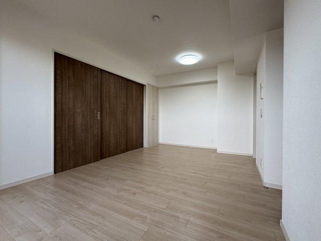 Renovated 3LDK Apartment in Kawasaki, Kanagawa - Thumbnail 4