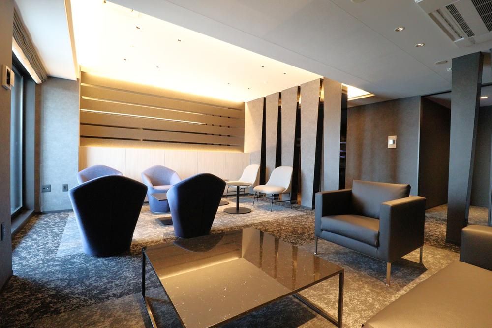 New 2LDK Apartment on 23rd Floor in Chuo Ward, Osaka - Thumbnail 4