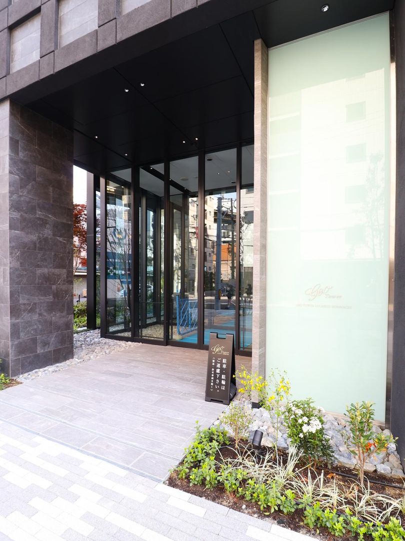 New 2LDK Apartment on 23rd Floor in Chuo Ward, Osaka - Thumbnail 2