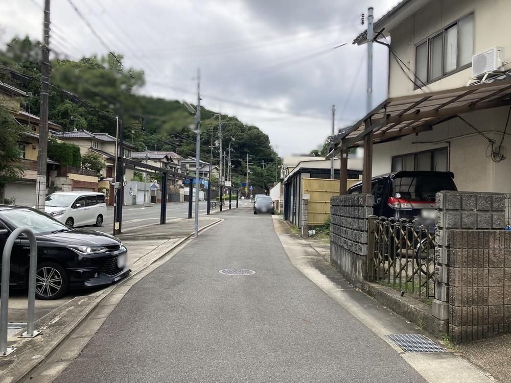 5LDK Steel-Frame House for Sale in Iwakura, Kyoto - Thumbnail 4
