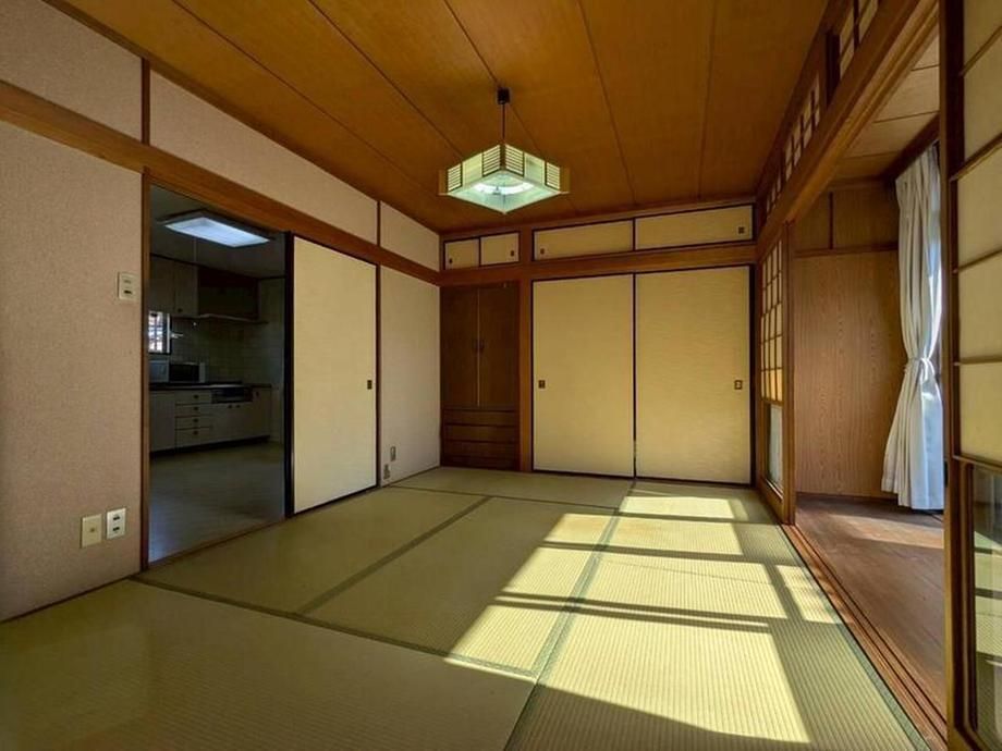 3LDK Used House for Sale in Kochi City, 140m2 - Thumbnail 2