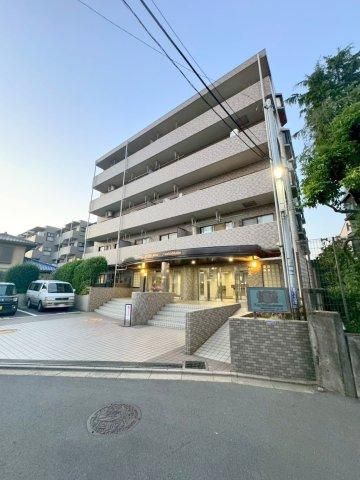2LDK Apartment for Sale in Funabashi, Chiba - 53.34m2 - Thumbnail 2