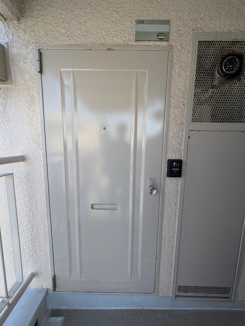 Renovated 2LDK Apartment in Fujisawa, Kanagawa - Thumbnail 2