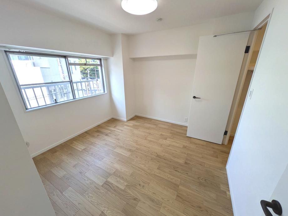 Renovated 2LDK Apartment in Fujisawa, Kanagawa - Thumbnail 3
