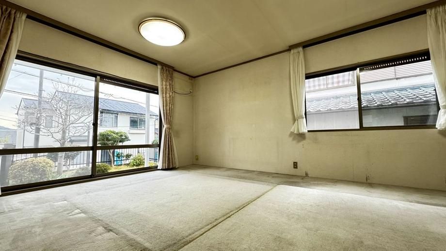 5LDK Detached House with Garden for Sale in Ikeda, Osaka - Thumbnail 3