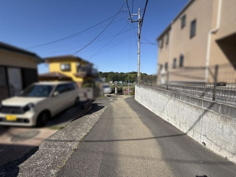 Land for Sale in Atsugi, Kanagawa – 197 sqm, No Building Conditions - Thumbnail 4