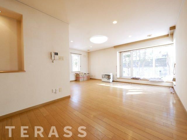 4LDK House for Sale in Toyohira-ku, Sapporo, Hokkaido - Thumbnail 3
