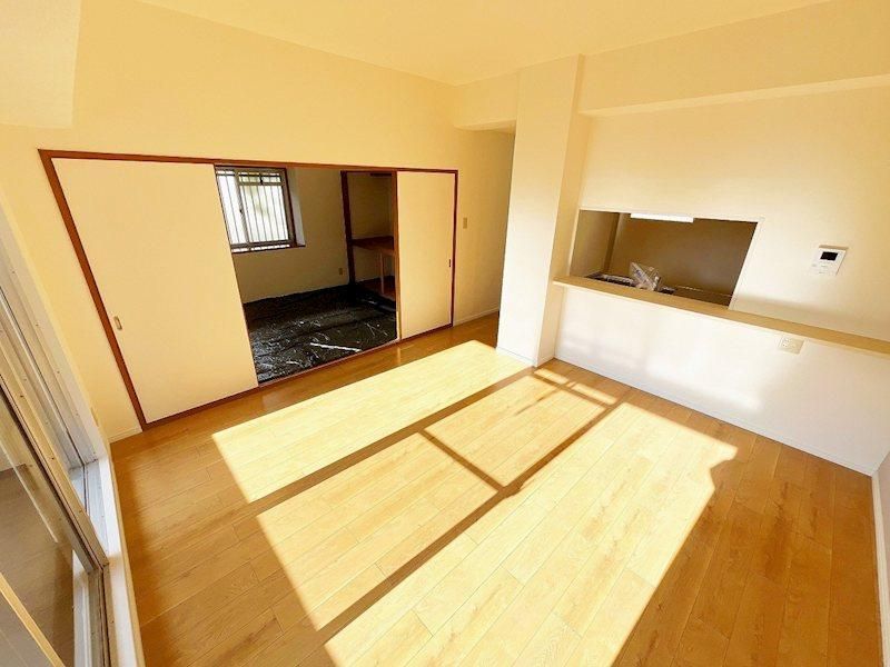 3LDK Corner Apartment in Sendai, Miyagi Prefecture - Thumbnail 4