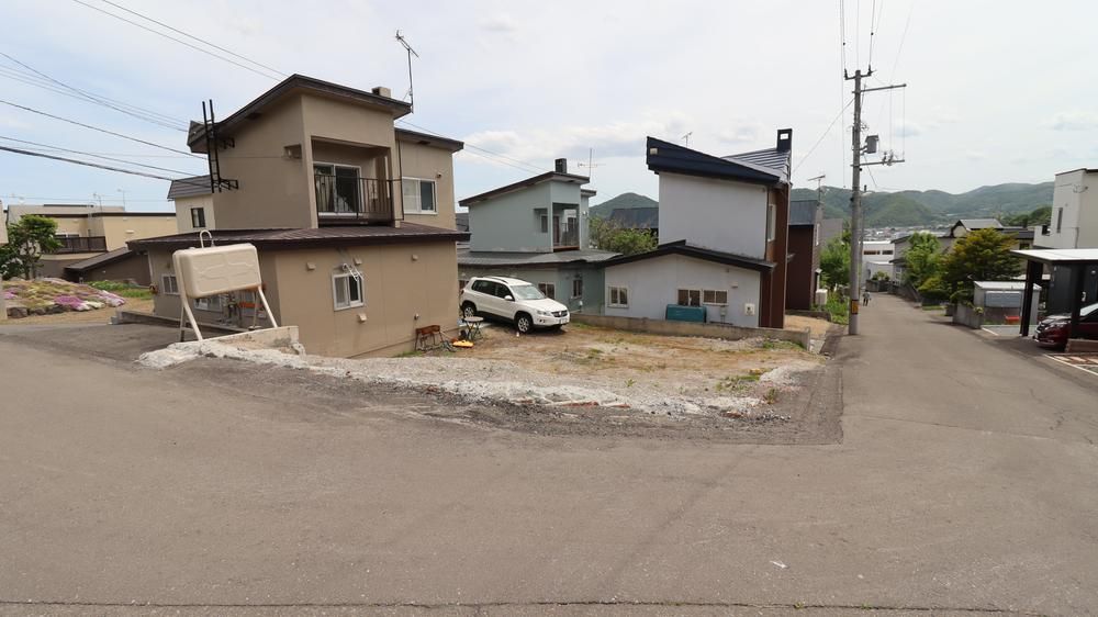 106.86m2 Land for Sale in Nishi Ward, Sapporo, Hokkaido - Thumbnail 3