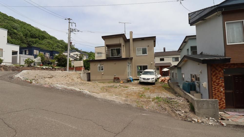 106.86m2 Land for Sale in Nishi Ward, Sapporo, Hokkaido - Thumbnail 2