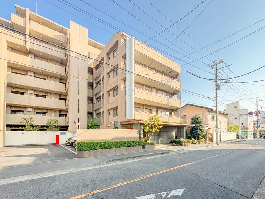 Cosmo Hills Minamiurawa Classio 3LDK Apartment in Saitama City - Thumbnail 2