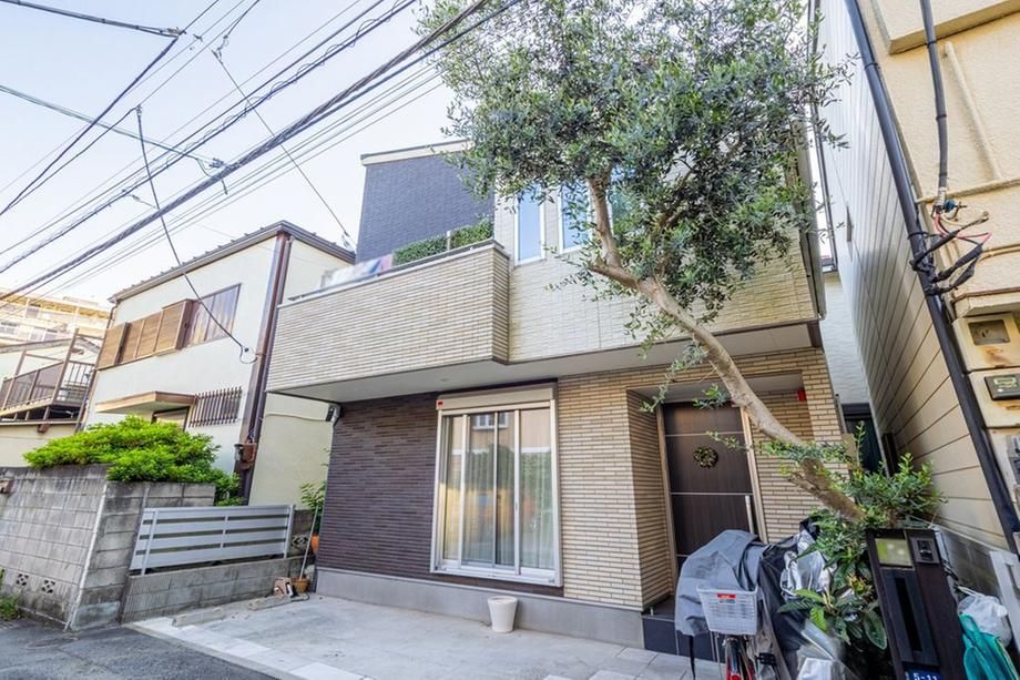 2-Story House in Shibuya Hiroo with 1LDK Layout - Thumbnail 2