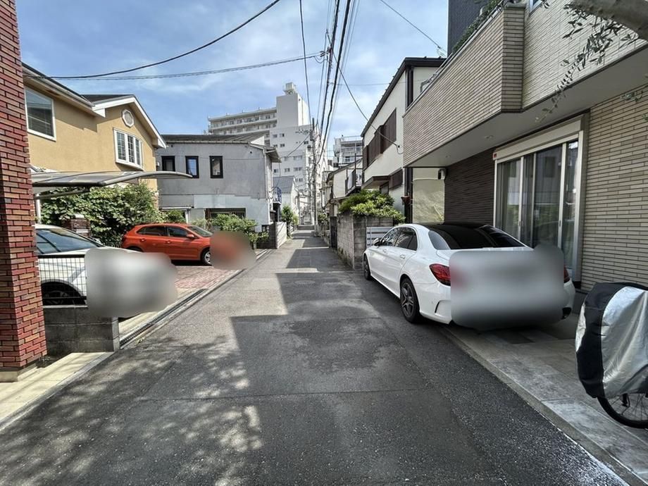 2-Story House in Shibuya Hiroo with 1LDK Layout - Thumbnail 4