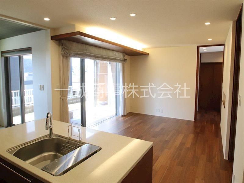 Modern 3LDK House in Mito, Ibaraki - 85m² on 266m² Lot - Thumbnail 3