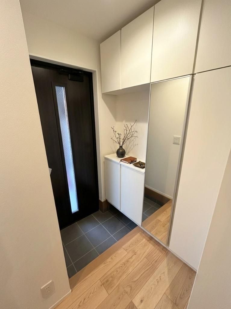 New 2LDK+S House for Sale in Takatsuki, Osaka - Thumbnail 2