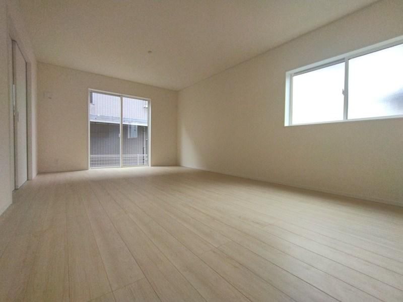 New 4LDK House for Sale in Yahatanishi-ku, Kitakyushu, 98.82 sqm - Thumbnail 2