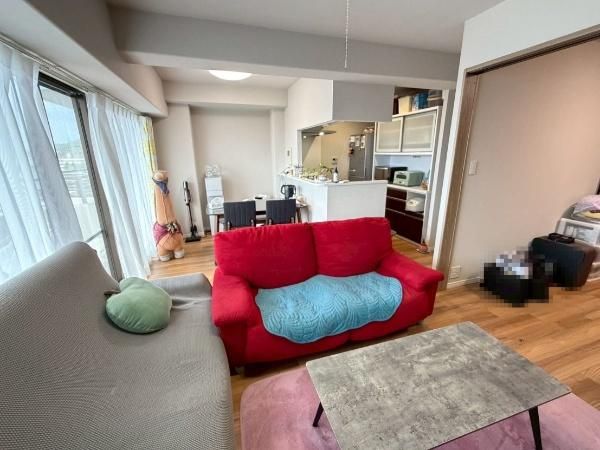 Renovated 3LDK Apartment in Higashiosaka, Osaka Prefecture - Thumbnail 4
