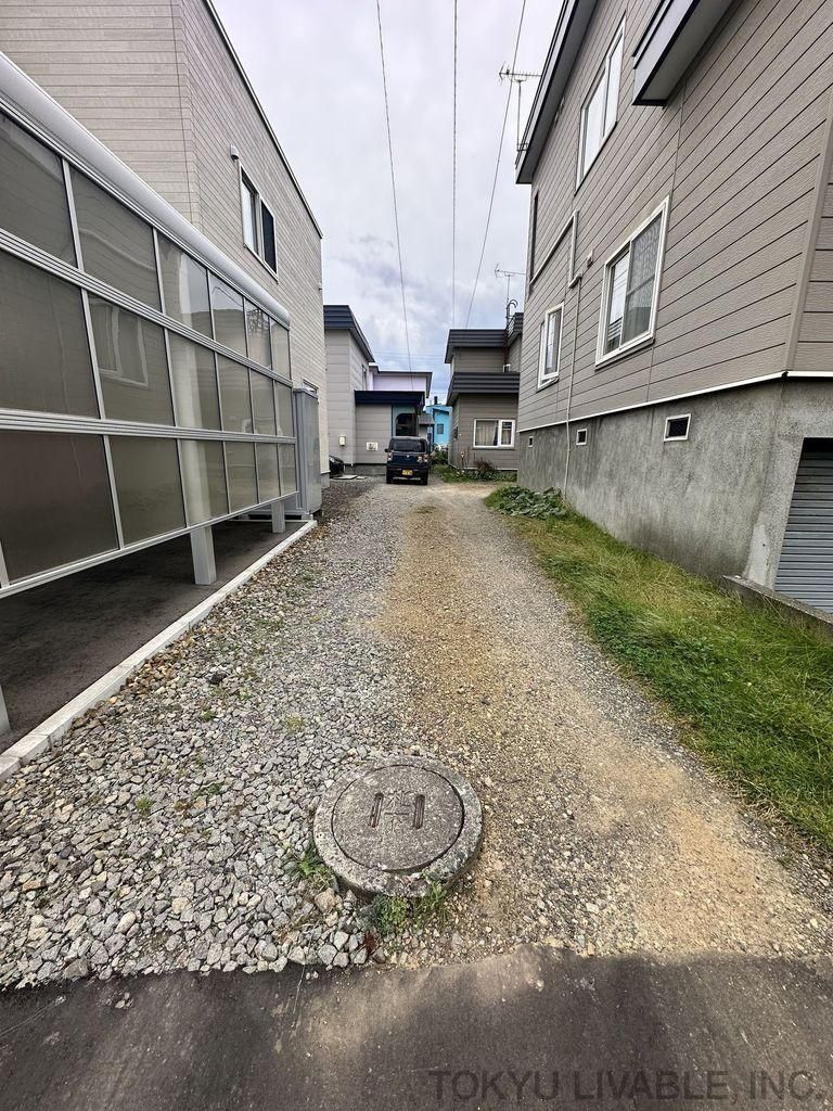Land for Sale in Higashi-ku Sapporo - 191m2 Plot Near Sakae Station - Thumbnail 3