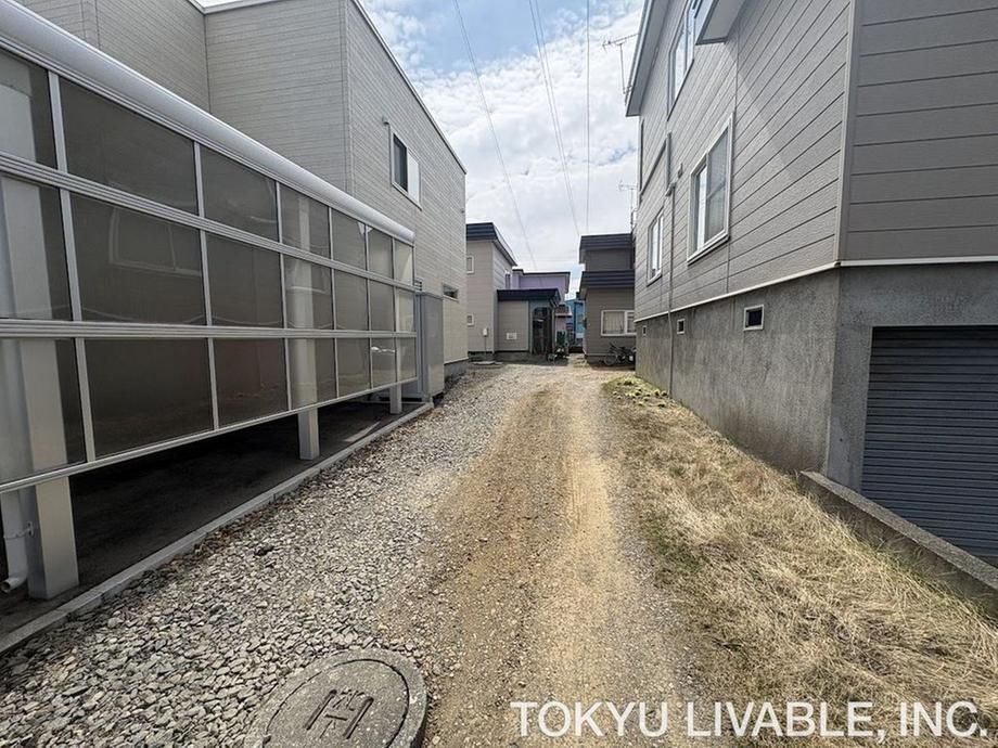 Land for Sale in Higashi-ku Sapporo - 191m2 Plot Near Sakae Station - Thumbnail 4