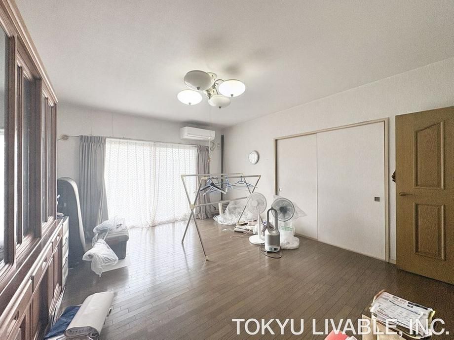 4LDK Apartment for Sale in Kanazawa-ku, Yokohama - Thumbnail 3