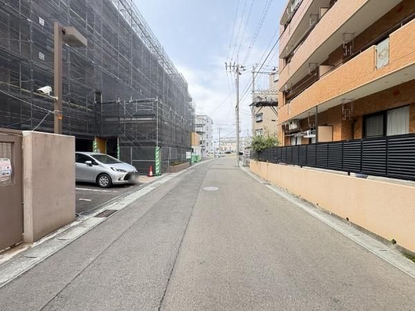 3LDK Corner Apartment for Sale in Izumi Chuo, Sendai, Miyagi - Thumbnail 2
