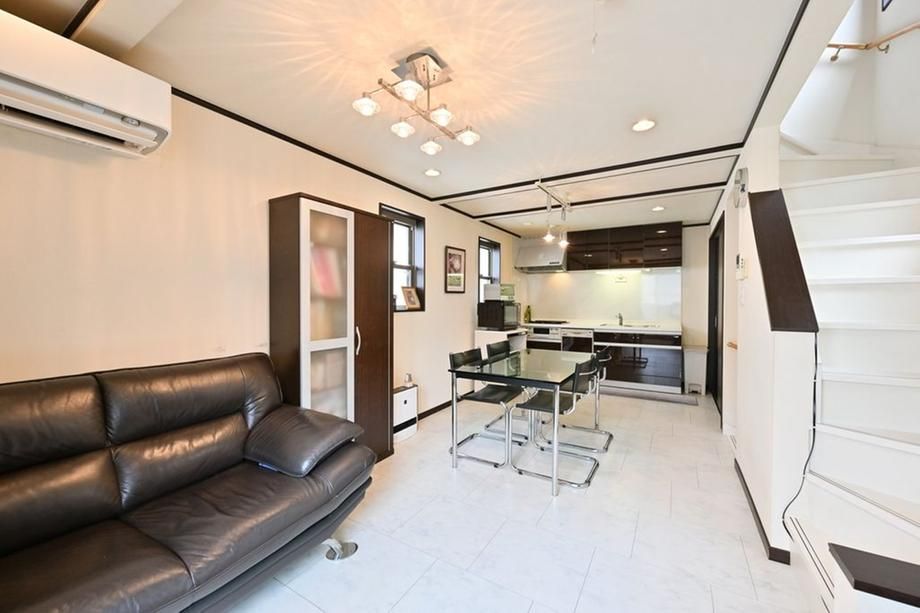 2LDK+S Detached House for Sale in Minato, Tokyo - 60.55 sqm - Thumbnail 4