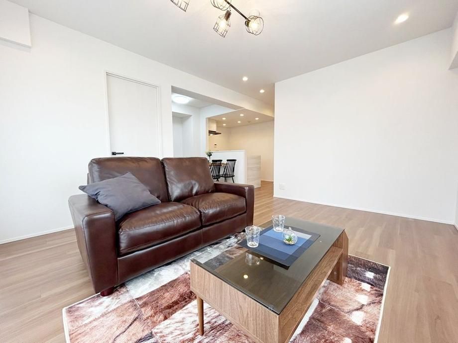 3LDK Apartment for Sale in Sapporo Higashi Ward - 73.54m2 - Thumbnail 3