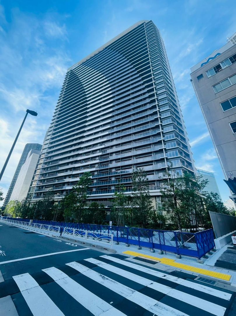 3LDK Apartment for Sale in Minato, Tokyo - Livio Tower Shinagawa - Thumbnail 2