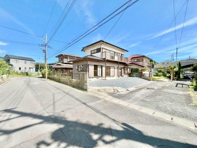 Renovated 4LDK Corner House in Hitachinaka, Ibaraki - 102 sqm - Thumbnail 2