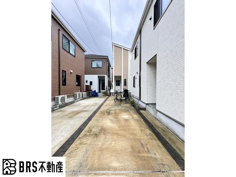 Modern 4LDK House in Minami-ku Saitama with Solar Power - Thumbnail 3