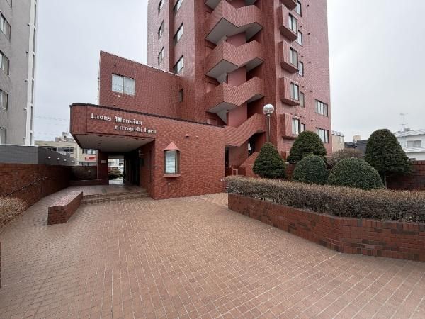 3LDK Apartment in Hiragi, Toyohira-ku, Sapporo - 65.61m² - Thumbnail 2