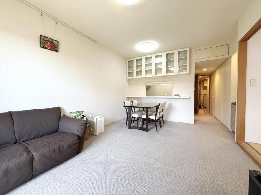 3LDK Apartment for Sale in Yokohama Izumi Ward - Thumbnail 4