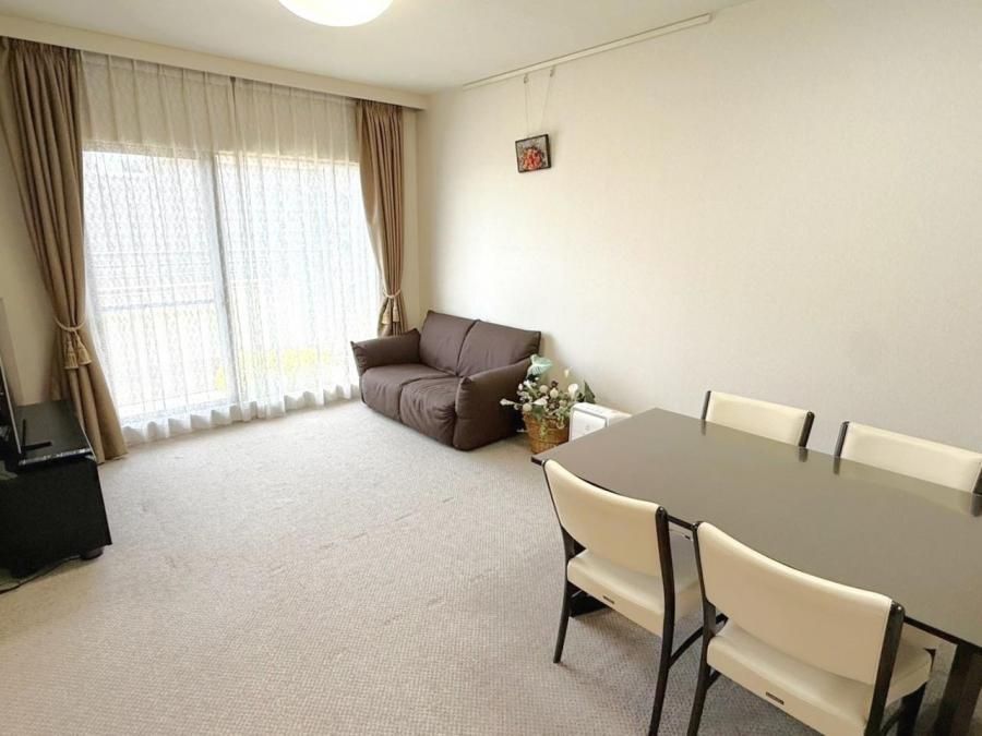 3LDK Apartment for Sale in Yokohama Izumi Ward - Thumbnail 3