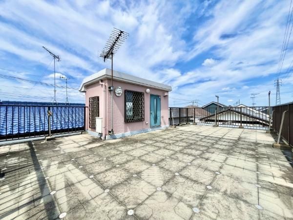 5DK RC House with Rooftop Balcony in Fuchu, Tokyo - Thumbnail 2