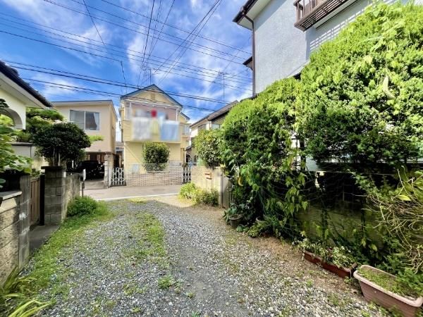 5DK RC House with Rooftop Balcony in Fuchu, Tokyo - Thumbnail 3