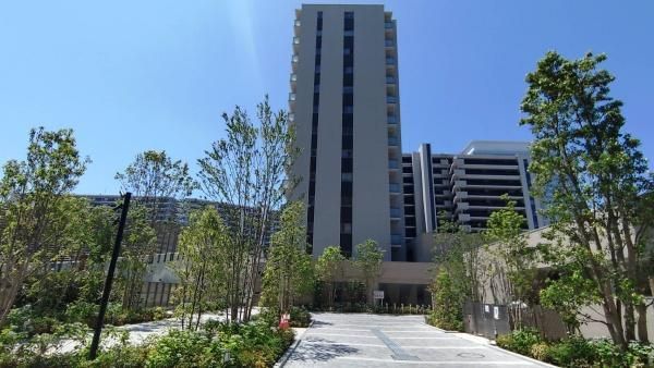 2LDK Apartment for Sale in Ebina, Kanagawa - 54.54m2 - Thumbnail 2