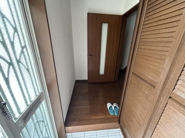 3DK House for Sale in Kitahanayama Obayashi-cho, Yamashina-ku, Kyoto - Thumbnail 4