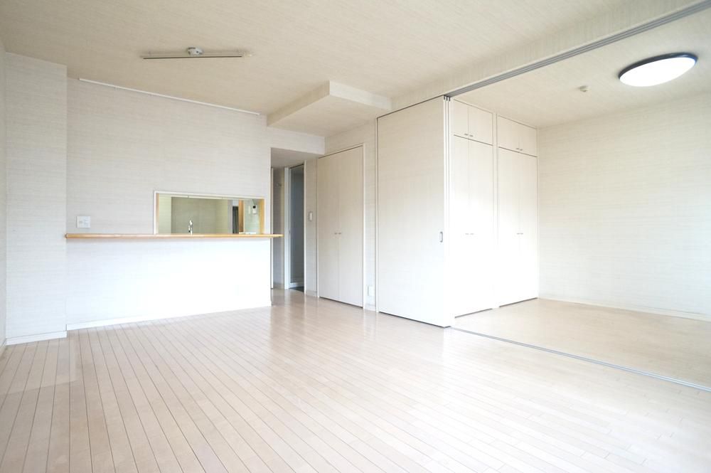 3LDK Apartment for Sale in Funabashi, Chiba - Thumbnail 2