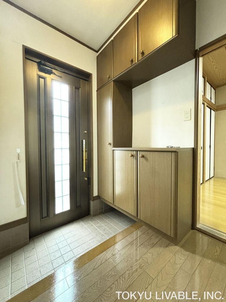 4LDK Detached House in Totsuka-ku, Yokohama for 34.8 Million Yen - Thumbnail 2